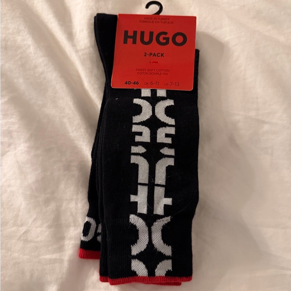 HUGO Men's Black and Red Casual Socks 2-Pack